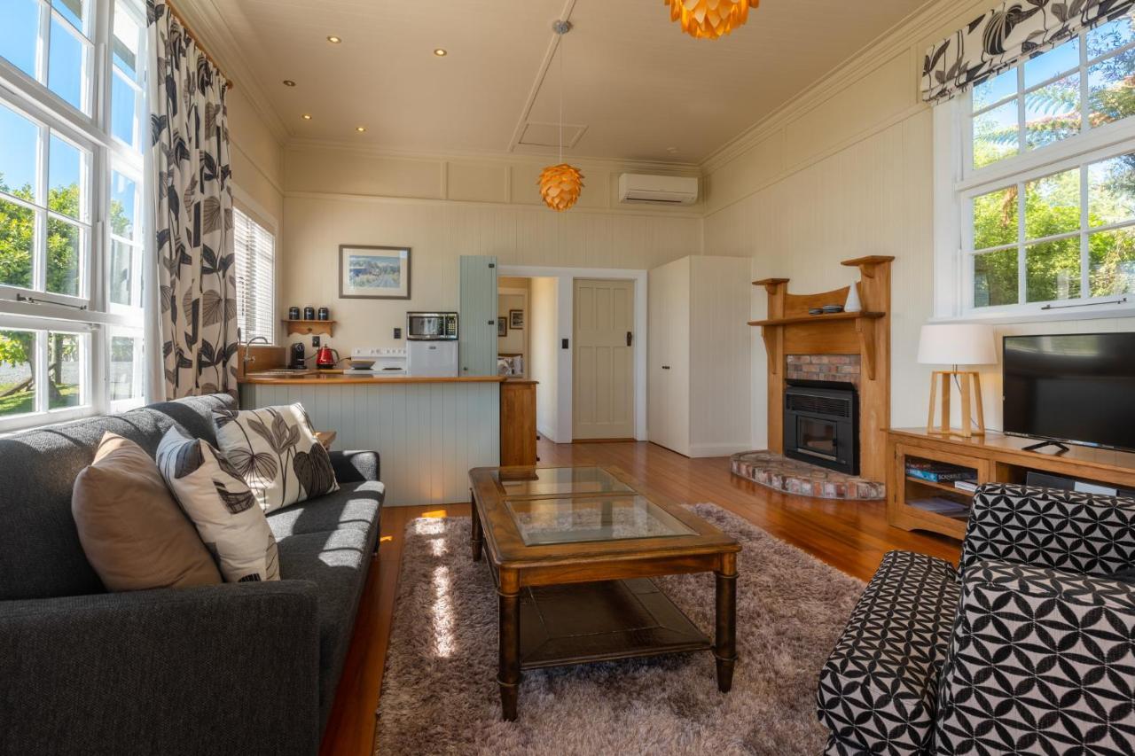 Kina Beach Cottages Tasman Экстерьер фото